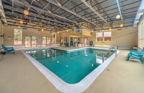 Lincoln Beach Condo | Whale's Spout