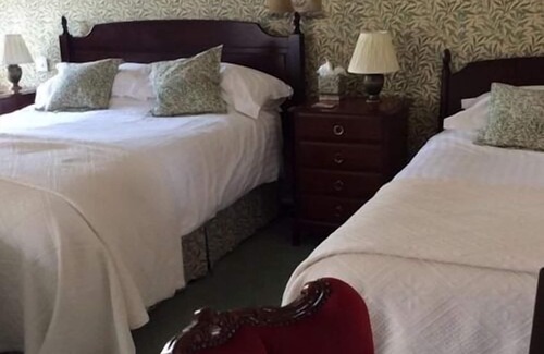 Richmond Bed & Breakfast | Whashton Springs Farm