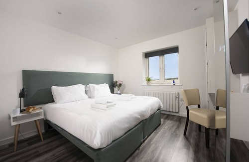 St Just Hotel | Wheal Cunning, B&B - a hotel room that sleeps 2 guests in 1 bedroom