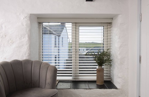 St Just House | Wheal Drea, B&B - a hotel room that sleeps 2 guests in 1 bedroom