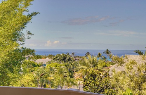 Kailua-Kona Cottage | Wheelchair Accessible Kona Gem w/Ocean Views!