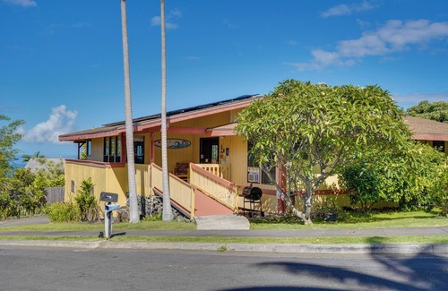 Kailua-Kona Cottage | Wheelchair Accessible Kona Gem w/Ocean Views!