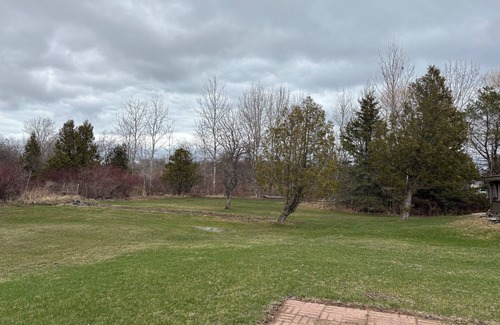 Algoma House | Wheelchair assessable spacious 5-bedroom house in Algoma