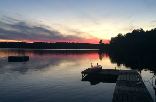 Lakewood Cottage | Wheeler Lake Cottage - Rustic, Charming and Private