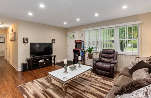 Wheeling House | Wheeling Rental