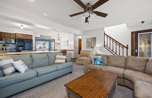 Chincoteague House | Whelks on Willow - Private Pool!
