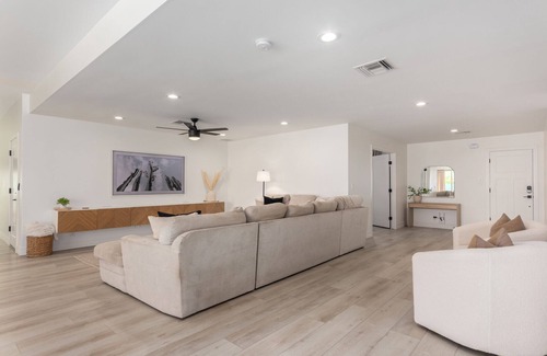 Scottsdale Highlands House | When In Roma-In Old Town- Private Pool - Fire Pit