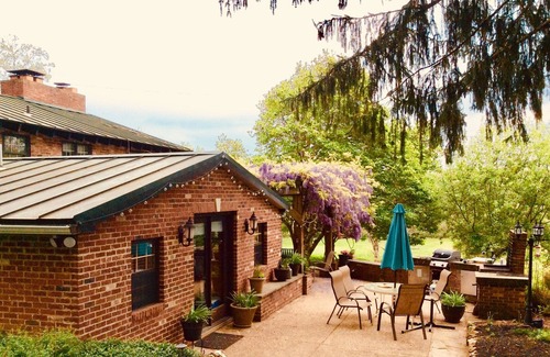 Warrenton House | Where Charming Local History Meets Modern Comfort ~ Historic Fauquier County, VA