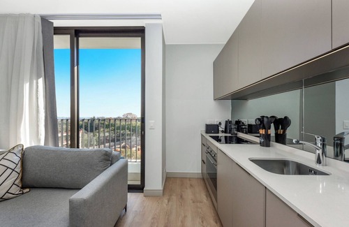 Greater Johannesburg Metropolitan Area Apartment | Where Convenience Meets Curated Luxury