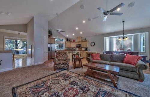Pioneer Trail House | Where Eagles Fly-come play in the mountains-fall discounts in place