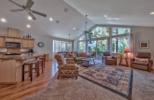 Pioneer Trail House | Where Eagles Fly-come play in the mountains-fall discounts in place