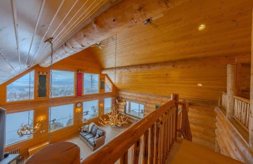 Newman Lake House | Where Luxury Touches the Sky | Hilltop Dream