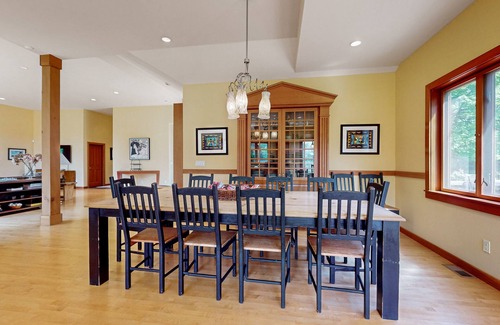 Coupeville House | Whidbey Island waterfront acreage with gardens, pond, chef's kitchen, & studio