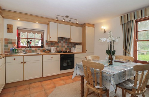 Plymouth Cottage | WHIDBEY LUXURY APARTMENT, family friendly, with pool in Plymouth