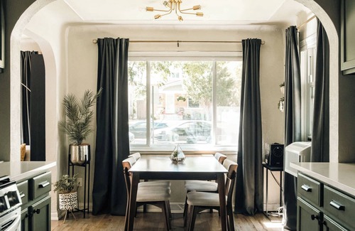 Congress Park House | Whimsical Escape - Near Botanic Gardens & Zoo