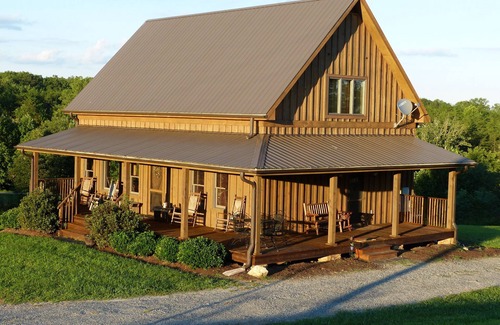 Mount Airy Cabin | Whippoorwill Cabin - Charming Cabin in Mt. Airy NC