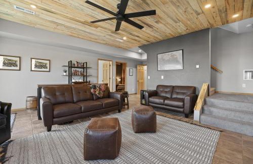 Deadwood House | Whiskey Ridge