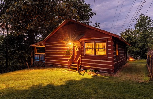 Bryson City Cabin | Whiskey Run Cabin: Hot Tub, Spectacular Mountain Views, Private, Easy Access