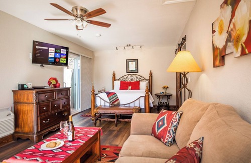Uptown Sedona Bed & Breakfast | Whispering Creek B&B