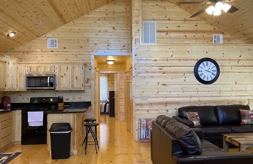 Murphy Cabin | Whispering Hills Cabin - Murphy NC