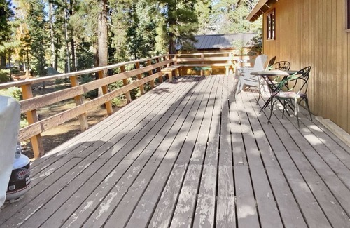 Meadow View Heights Cabin | Whispering Pines Getaway easy access & great homebase for all national parks
