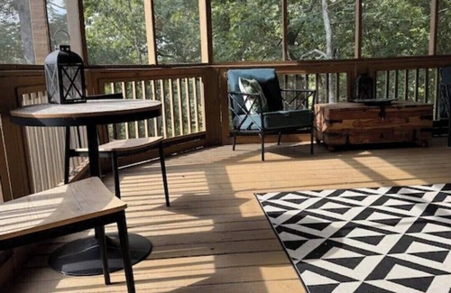 Valley Head Apartment | Whispering Pines at Buena Vista Bluffs