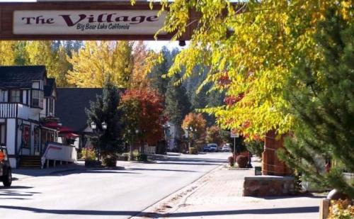 Big Bear Lake House | Whispering Pines - Big Bear Lake