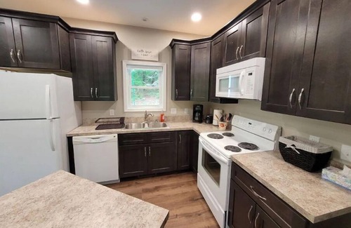 Singers Glen House | Whispering Pines mountain home