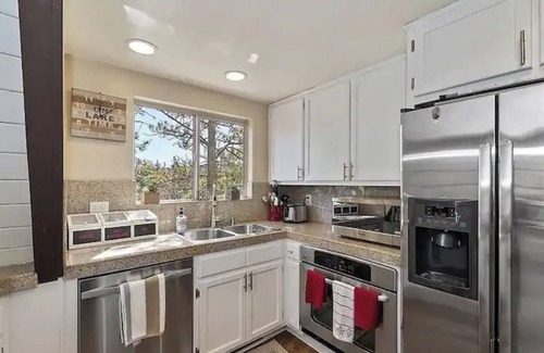 Blue Jay House | Whispering Pines A-Frame + Pool Table + 2 Patios!