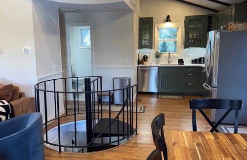 Newbury House | Whispering Pines - Your Stylish Nature Retreat
