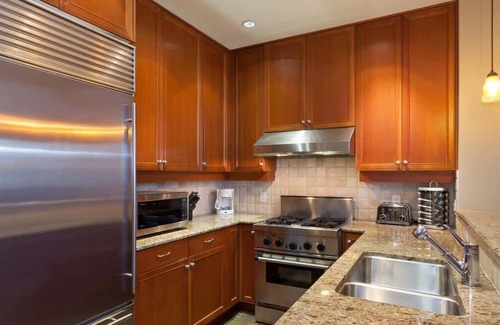 Nordic Estates House | Whistler townhouse w/hot tub & ski access