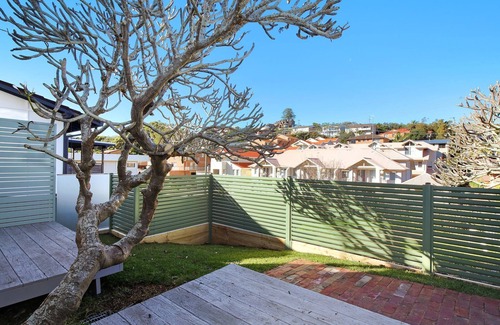 Terrigal Apartment | White Beach Studio
