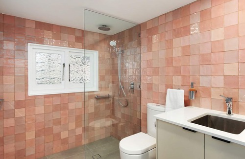 Terrigal Apartment | White Beach Studio