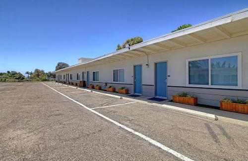 Ventura Hotel | White Caps Motel