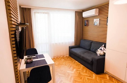 Varna Apartment | White Central Apartment