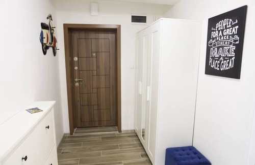 Varna Apartment | White Central Apartment