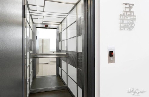 Tel Aviv Apartment | White House 3BR in Gordon Beach by HolyGuest