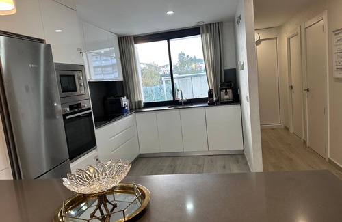 Fuengirola Villa | WHITE HOUSE : Charming & spacious Villa, Big terrace with sea & mountain views .