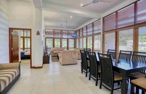 Galle Apartment | White House-Galle(100m to Beach)