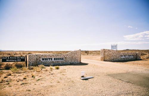 Grunau House | White House Guest Farm