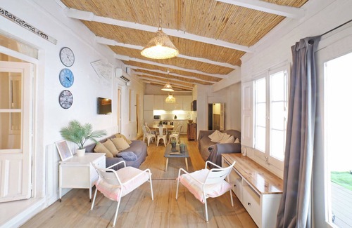 La Marina del Prat Vermell House | White House. House with pool in Barcelona HUTB-009 161