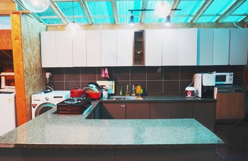 Sokcho Hotel | White House