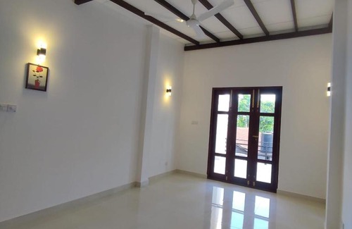 Kathaluwa House | White House