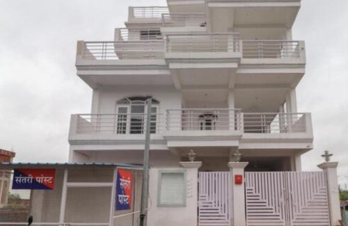 Gomti Nagar Apartment | White House RESIDENCY