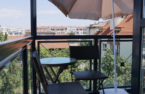 Sofia Apartment | White Lady - Chic And Cosy Studio
