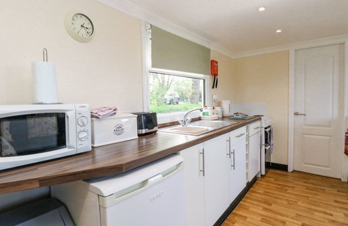 Stalham Cottage | WHITE MOTH, pet friendly, character holiday cottage in Stalham
