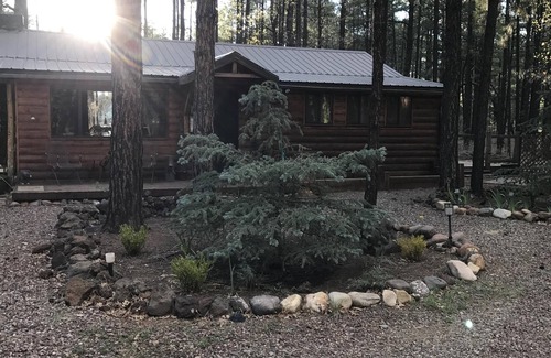 Pinetop-Lakeside Cabin | White Mountain Getaway! Escape the heat! Centrally located in Town