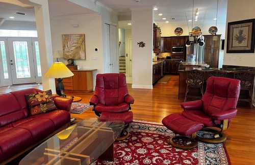 Bradenton Beach House | White Pelican House: Waterfront Home w/Private Dock