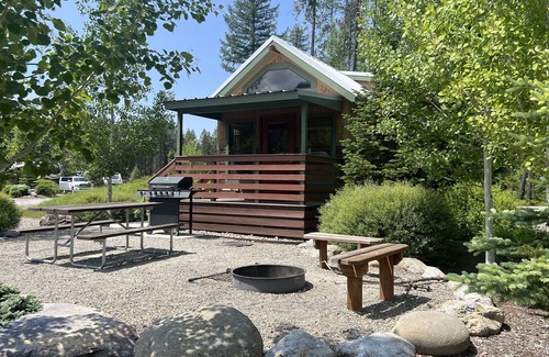 West Glacier Cabin | White Pine Cabin