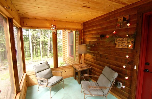 Isabella Cabin | White Pine Retreat - NEW seasonal discount rates
